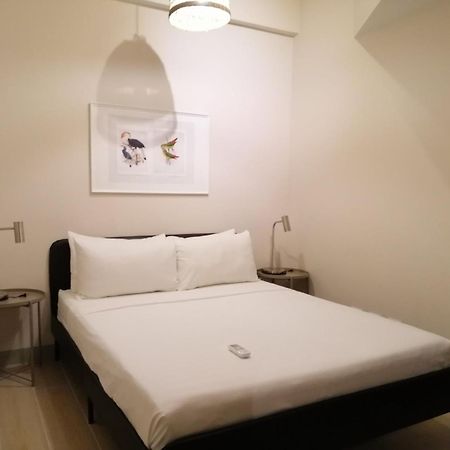 Uptown Parksuites Apartments Tower 2 Bgc By Ph Staycation Manila Exterior foto