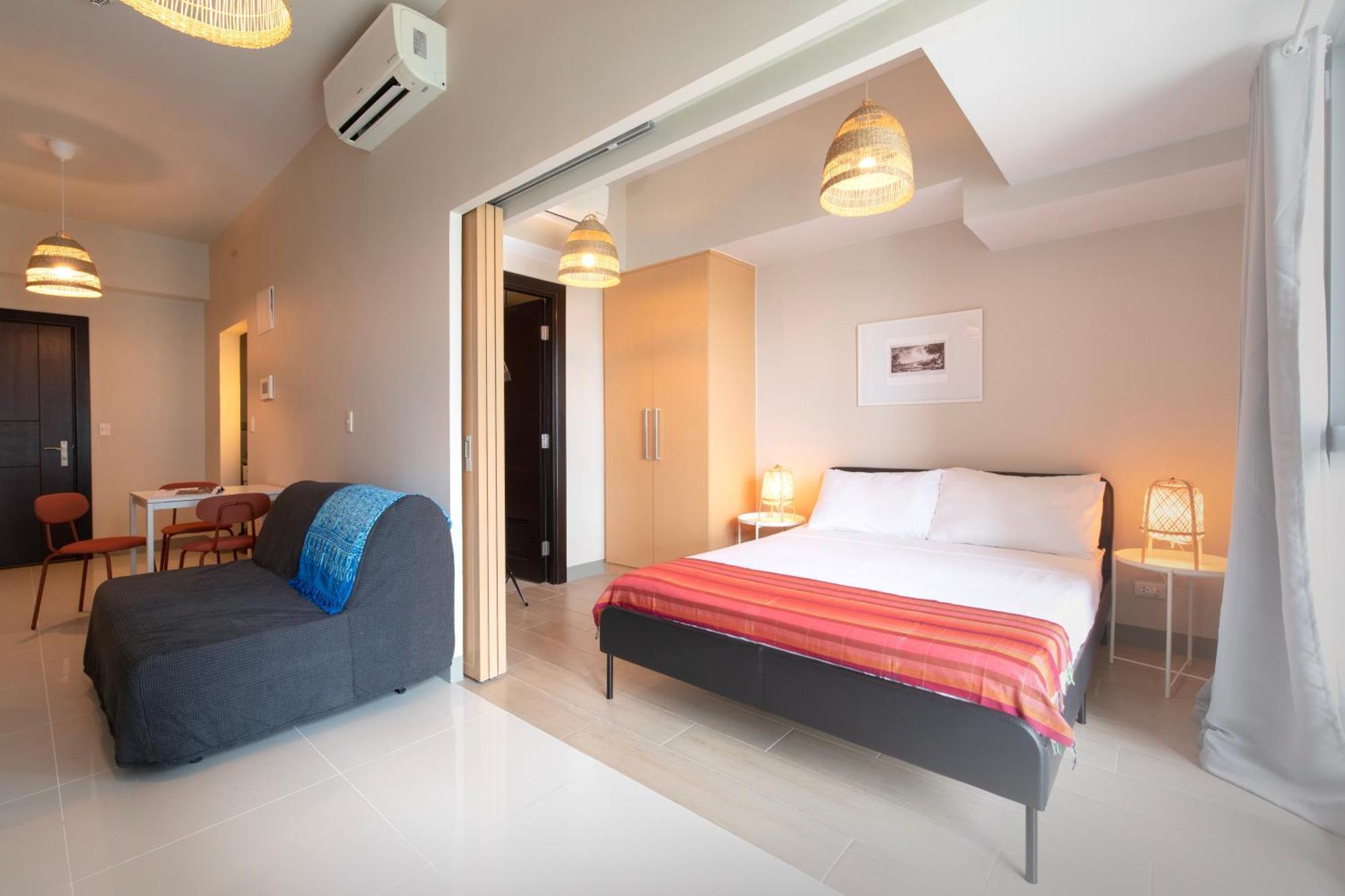 Uptown Parksuites Apartments Tower 2 Bgc By Ph Staycation Manila Exterior foto